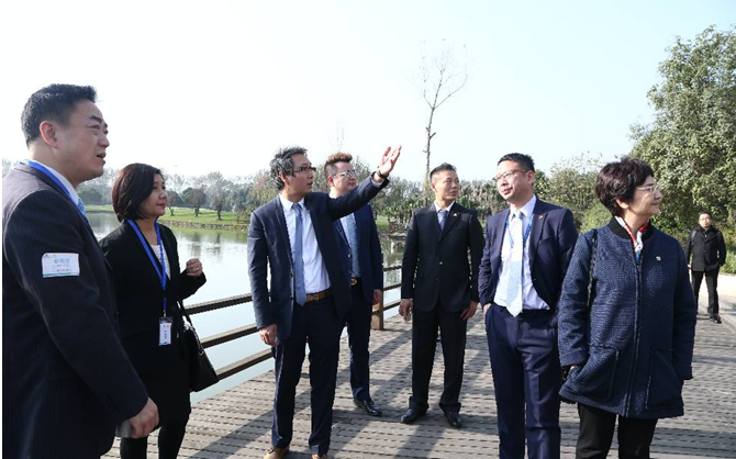 泰國領事到訪，安琪兒海外初謀
