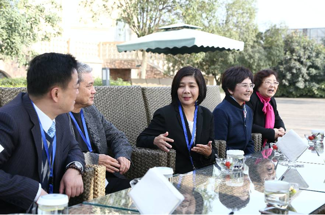 泰國領事到訪，安琪兒海外初謀